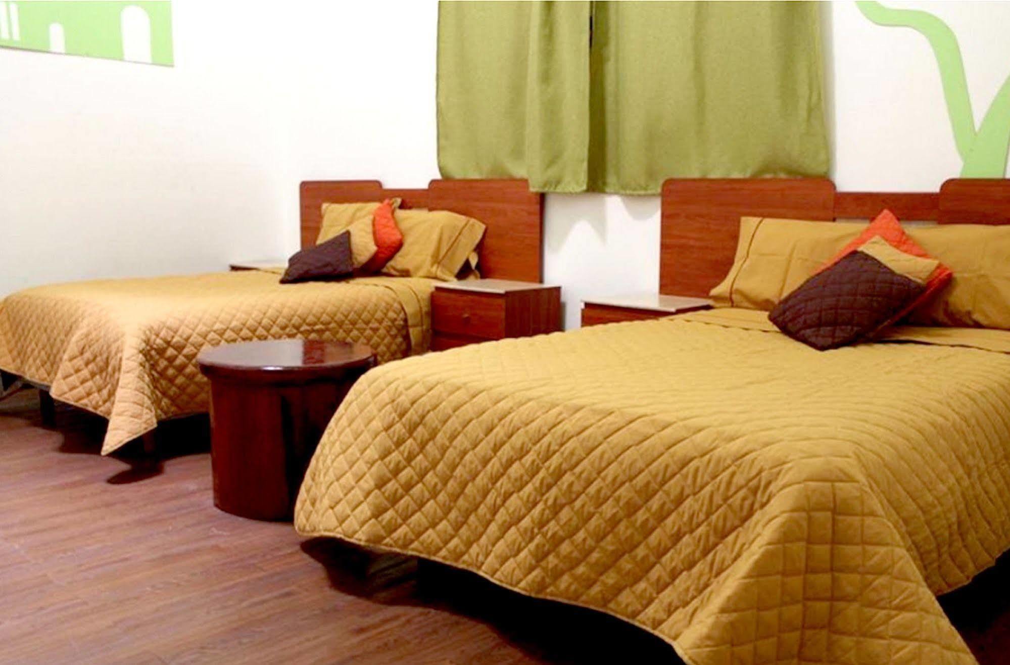 Hostel Amigo